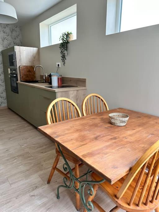 Petite Maison De Ville Avranches Kültér fotó